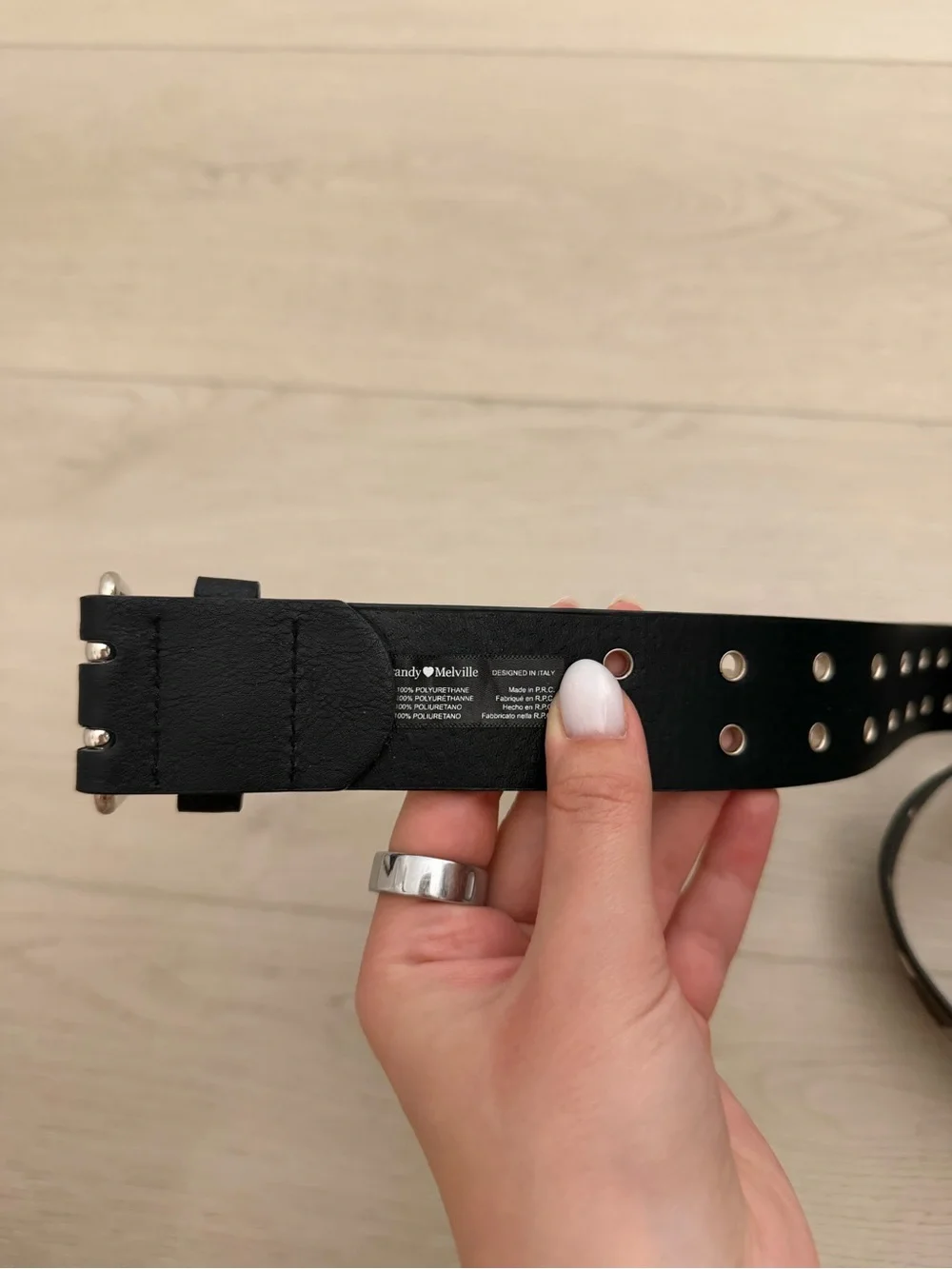 Brandy Melville black/silver belt